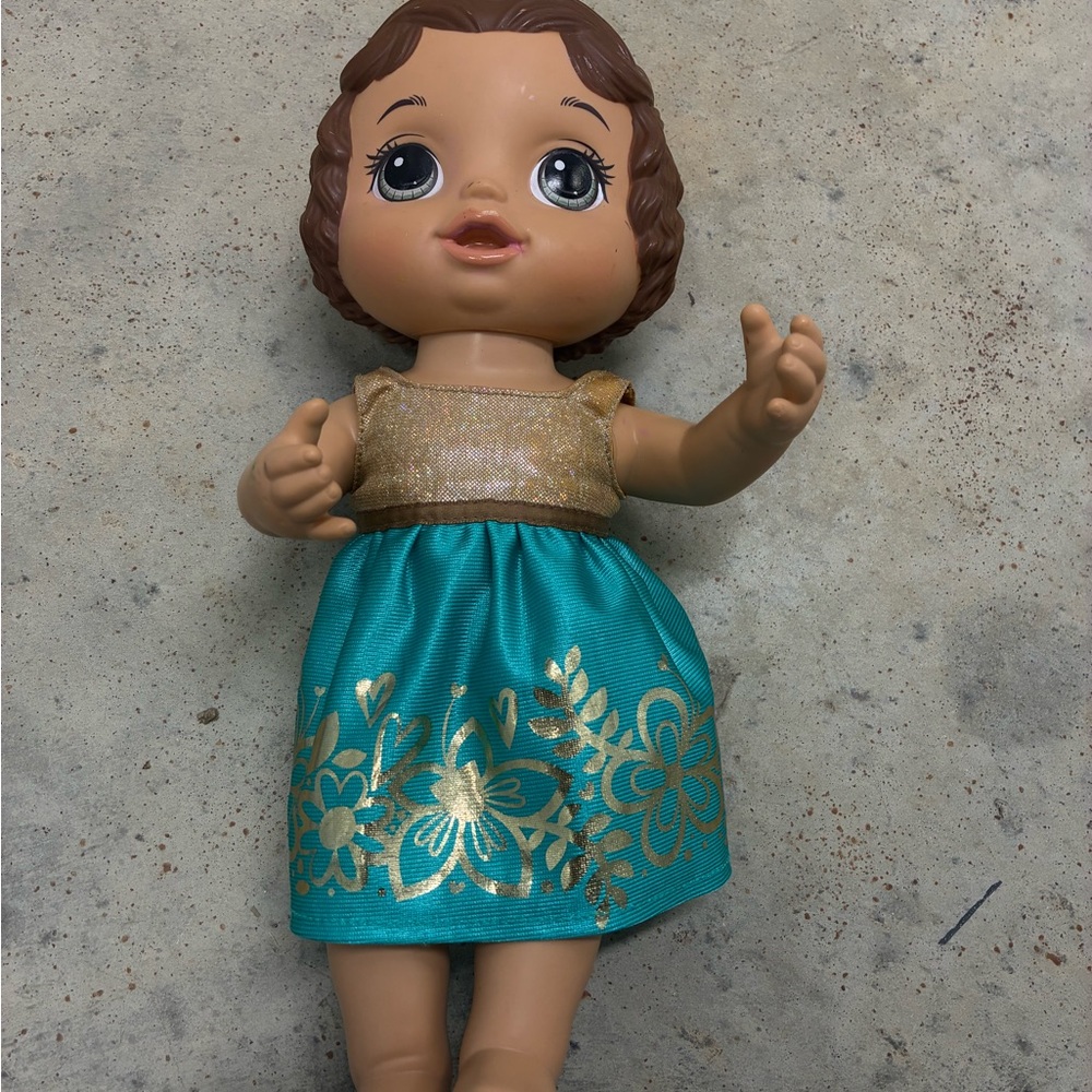 Baby Alive Cupcake Birthday Doll 2017